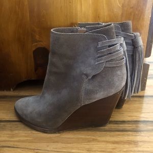 FRYE Suede Tassel Ankle Boots (8.5)